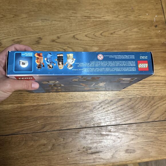 Women of NASA LEGO Ideas 21312 New Sealed Box Retired - Picture 3 of 6